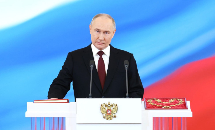 Владимир Владимирович Путин вступил в должность Президента Российской Федерации